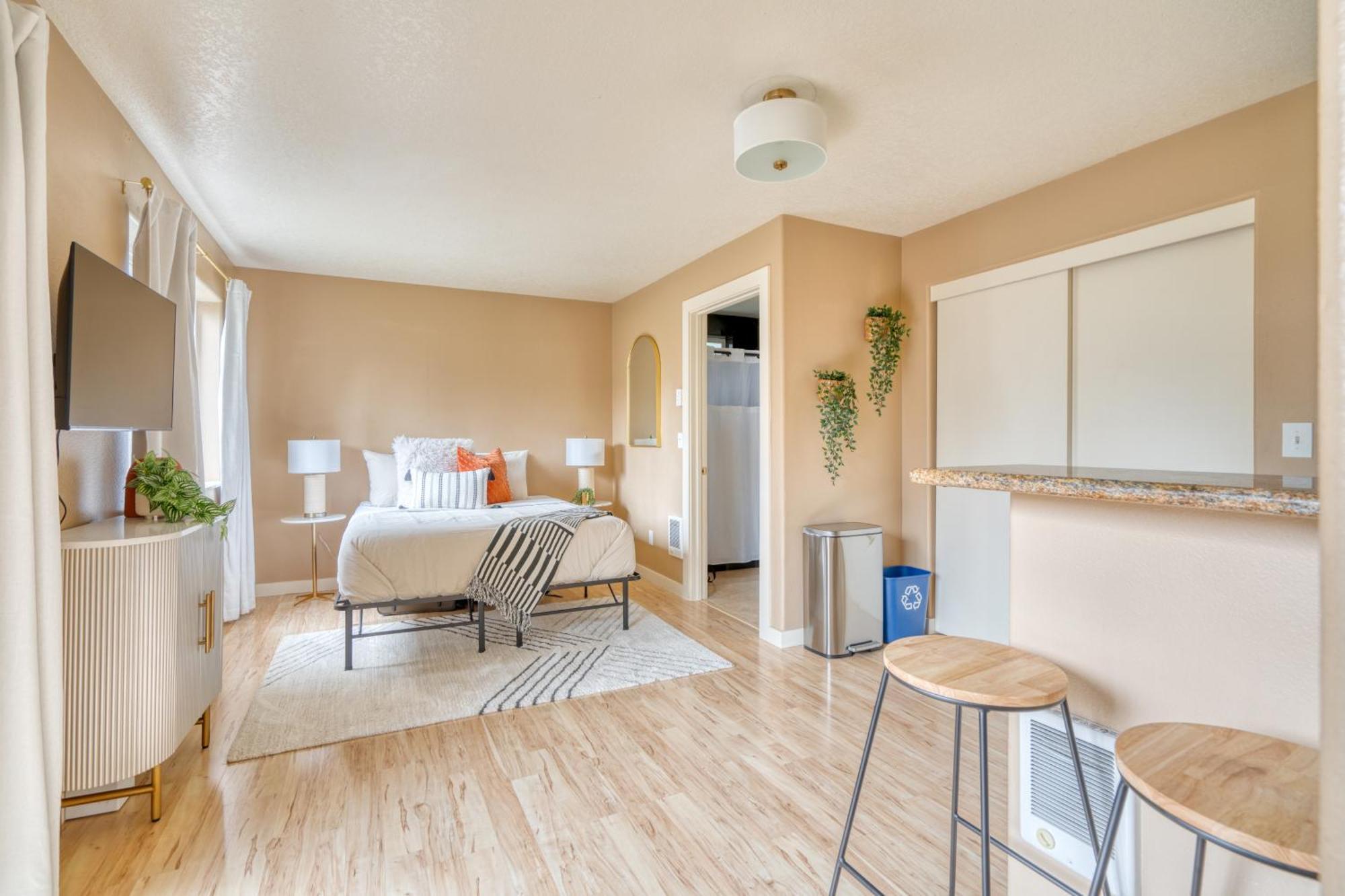 - John's Landing Haven - Near Ohsu Portland
